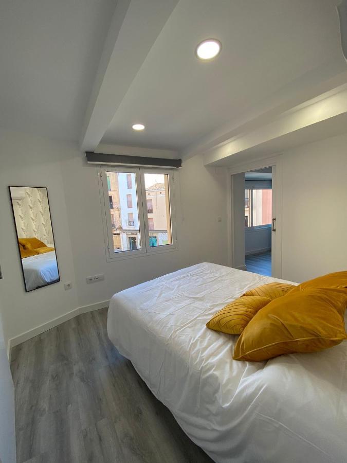 Apartamentos San Martin Plasencia Bagian luar foto
