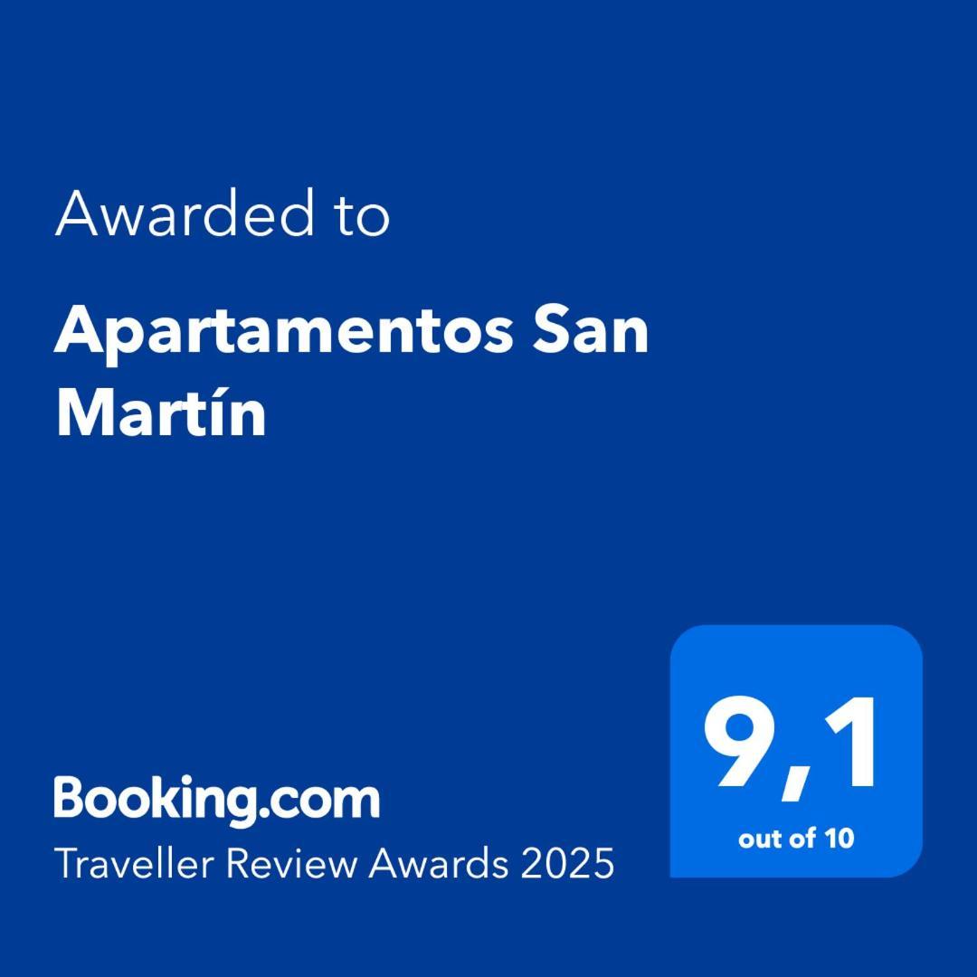 Apartamentos San Martin Plasencia Bagian luar foto